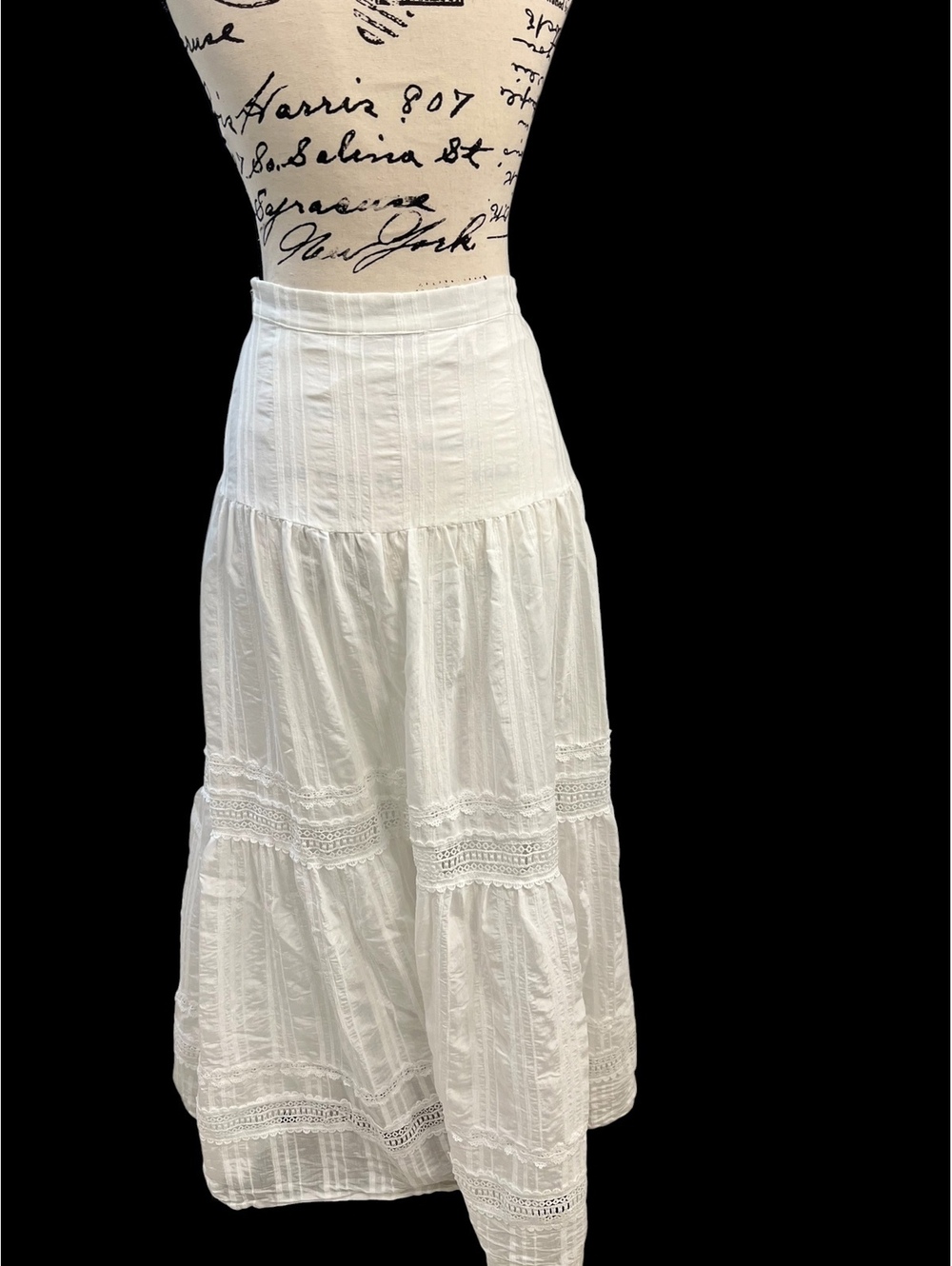 Petal & Pup White Peony Lace Tiered Maxi Skirt - US 2